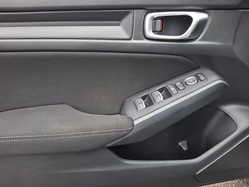 Used 2023 Honda Civic Sport image 12