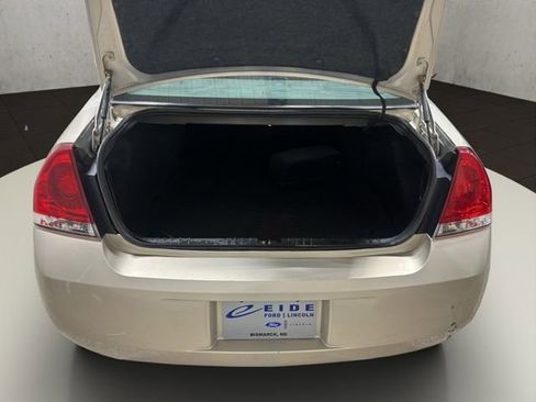 Used 2008 Chevrolet Impala LT FWD image 23