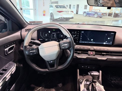 Used 2025 Kia K4 GT-Line w/ GT-Line Premium Package FWD image 34