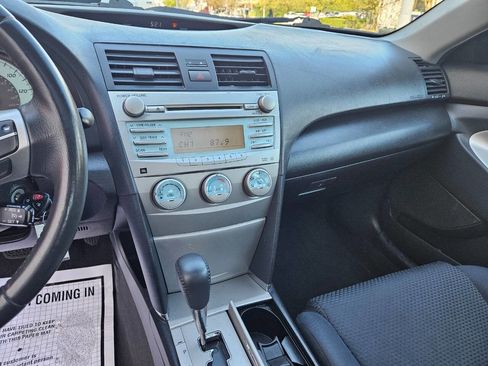 Used 2007 Toyota Camry SE image 10