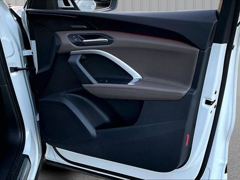 Used 2025 Audi Q5 Premium Plus w/ Premium Plus image 28