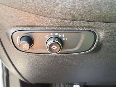 Certified 2024 Chevrolet Equinox LT FWD image 22