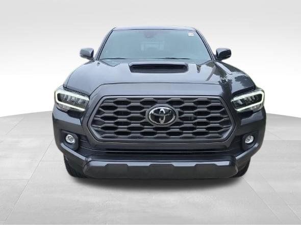 Used 2023 Toyota Tacoma TRD Sport AWD/4WD image 2
