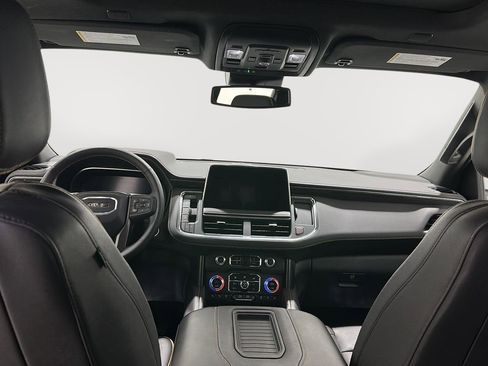 Used 2023 GMC Yukon XL AT4 w/ AT4 Premium Plus Package image 20