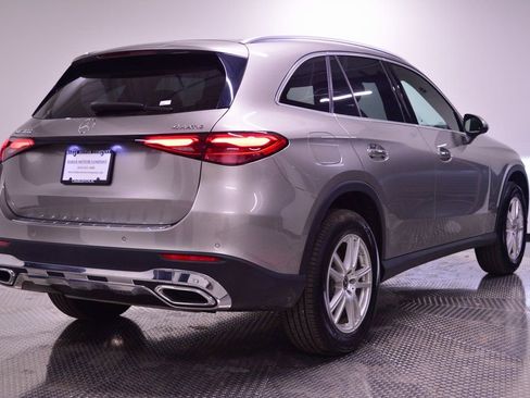 Used 2023 Mercedes-Benz GLC 300 4MATIC image 7