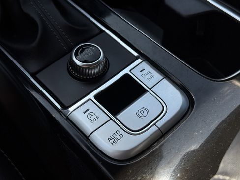 Used 2022 Kia Telluride S image 21