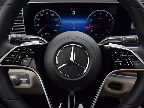 New 2026 Mercedes-Benz GLE 580 4MATIC image 21