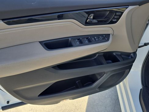 Used 2023 Honda Odyssey Elite image 23