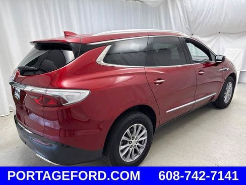 Used 2024 Buick Enclave Premium AWD/4WD image 2