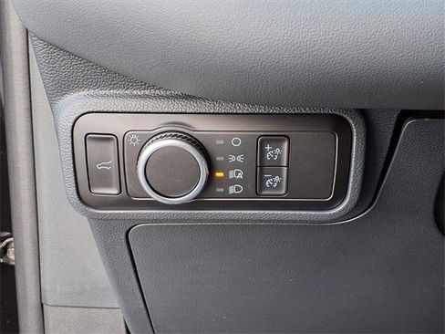 New 2025 Ford Explorer Active image 12