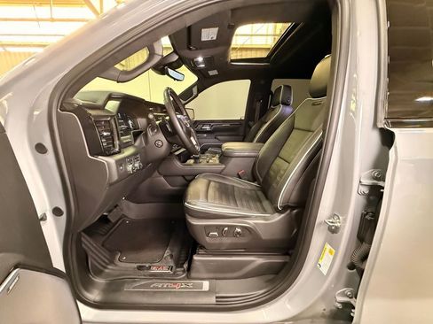 Certified 2025 GMC Sierra 1500 AT4X image 16