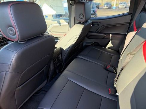 New 2025 Chevrolet Colorado Z71 w/ Midnight Edition image 35