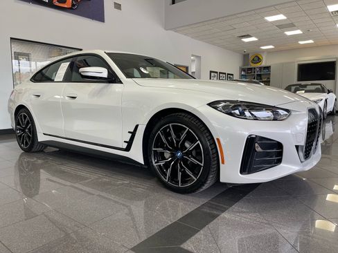 Used 2023 BMW i4 eDrive40 w/ M Sport Package RWD image 7
