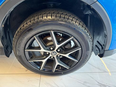 Used 2018 Toyota RAV4 SE AWD/4WD image 32