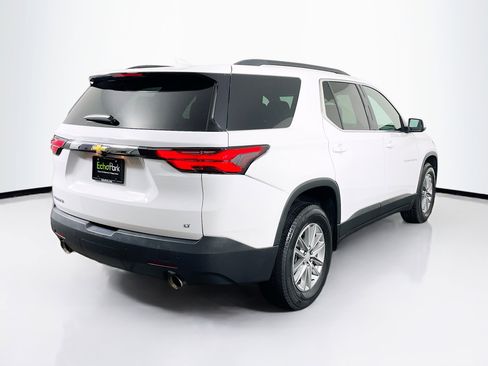 Used 2023 Chevrolet Traverse LT image 9