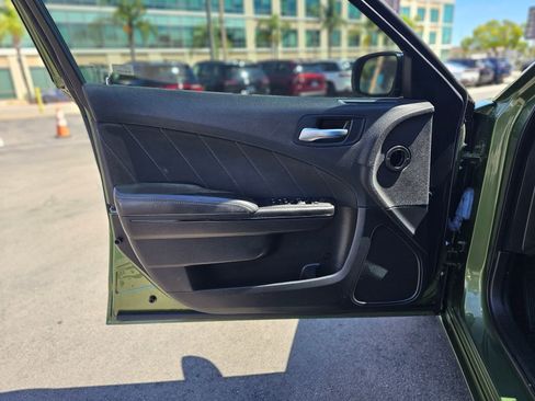 Used 2022 Dodge Charger SXT w/ Blacktop Package image 20