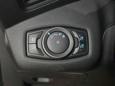 Used 2019 Ford Escape SE image 25