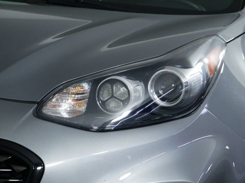 Used 2022 Kia Sportage Nightfall Edition w/ Nighfall AWD Premium Package image 15