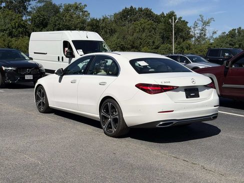 Used 2025 Mercedes-Benz C 300 Sedan image 3