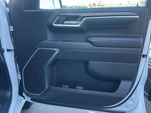 Used 2023 Chevrolet Silverado 1500 LT image 15