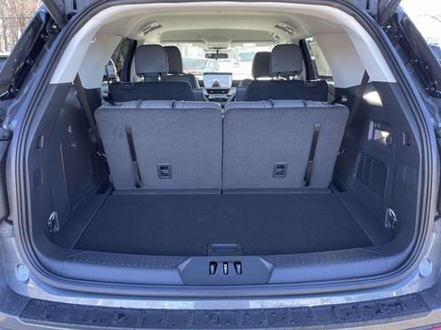 New 2026 Ford Explorer Active w/ Active Comfort Package image 8