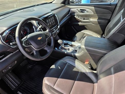 Used 2022 Chevrolet Traverse LT AWD/4WD image 21
