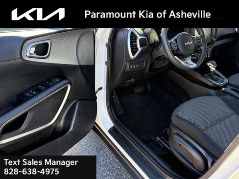 Used 2024 Kia Soul LX w/ Option Group 015 image 14