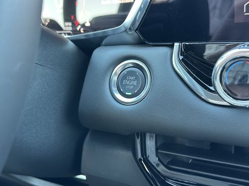 New 2026 GMC Canyon Elevation w/ Convenience Package image 29