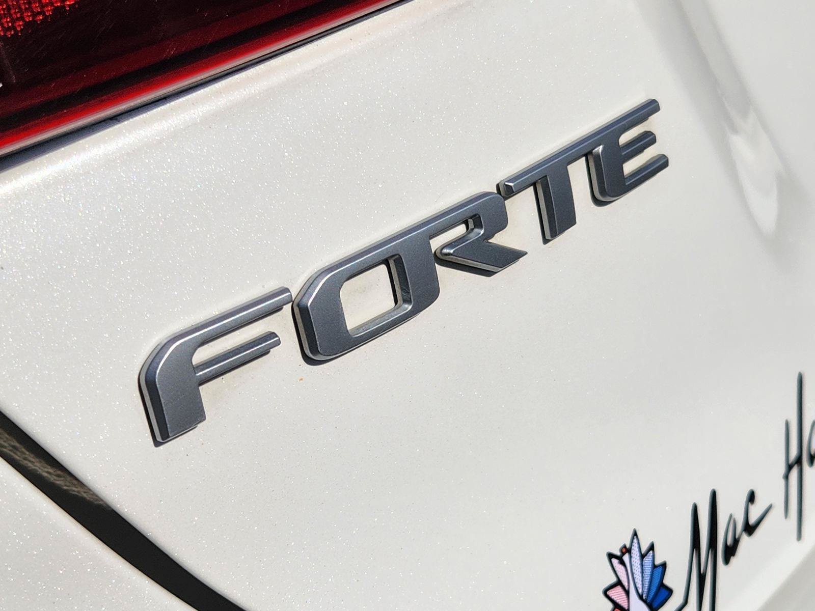 Used 2023 Kia Forte LXS FWD image 13