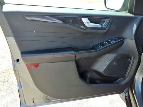Used 2024 Ford Escape ST-Line w/ Tech Pack #1 AWD/4WD image 13