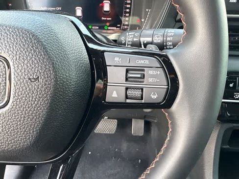 Used 2026 Honda Pilot Sport image 13