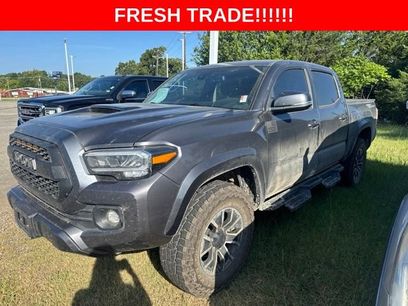Used 2021 Toyota Tacoma TRD Sport w/ Technology Package