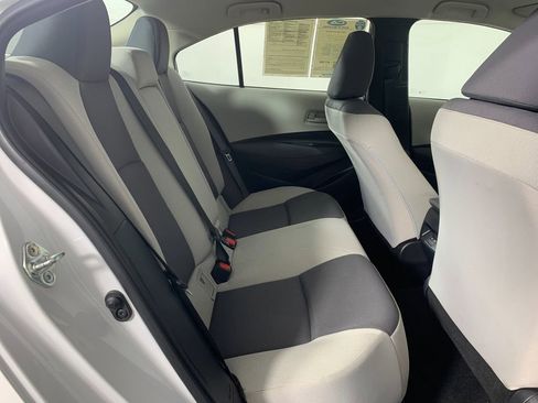 Used 2023 Toyota Corolla LE FWD image 37