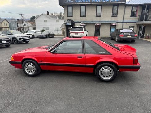 Used 1990 Ford Mustang LX image 3