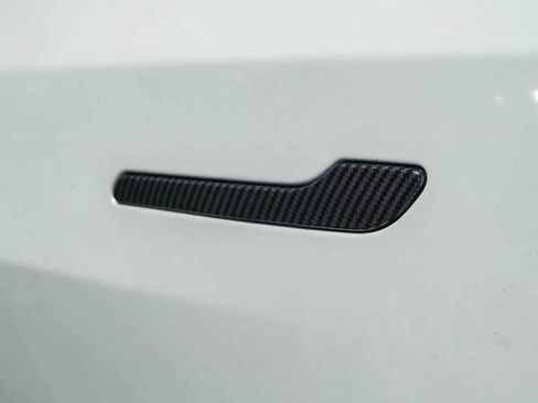 Used 2023 Tesla Model Y Long Range AWD/4WD image 19