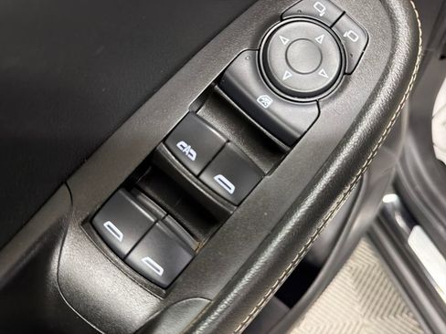 Used 2021 Buick Encore GX Preferred w/ Cold Weather Comfort Package image 17