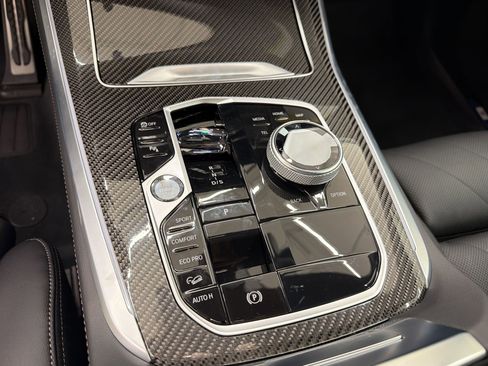 New 2026 BMW X5 M60i w/ Executive Package AWD/4WD image 17