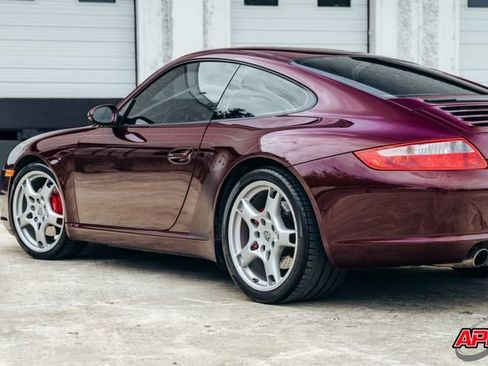 Used 2005 Porsche 911 Carrera S RWD image 49
