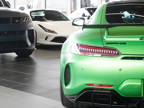 Used 2020 Mercedes-Benz AMG GT R image 12