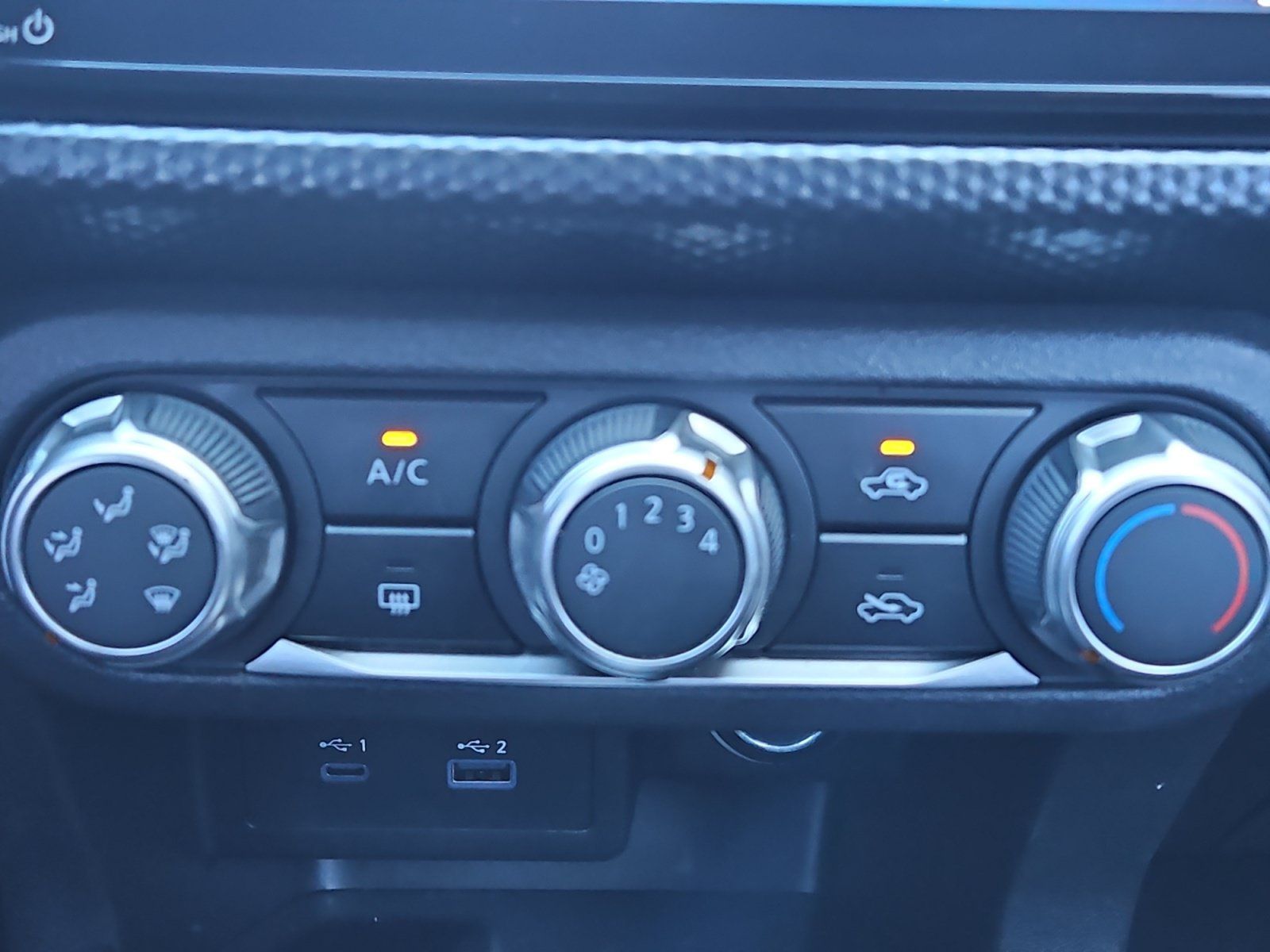 Used 2023 Nissan Kicks SV FWD image 18