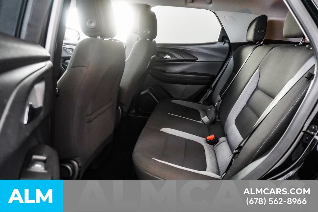 Used 2025 Chevrolet TrailBlazer LT FWD image 17