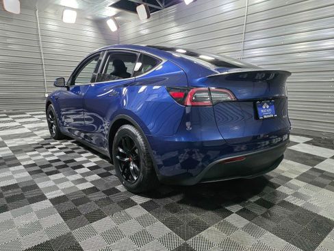 Used 2020 Tesla Model Y Long Range image 7