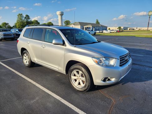 Used 2010 Toyota Highlander 2WD image 9