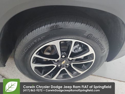 Used 2025 Chevrolet TrailBlazer LT AWD/4WD image 31