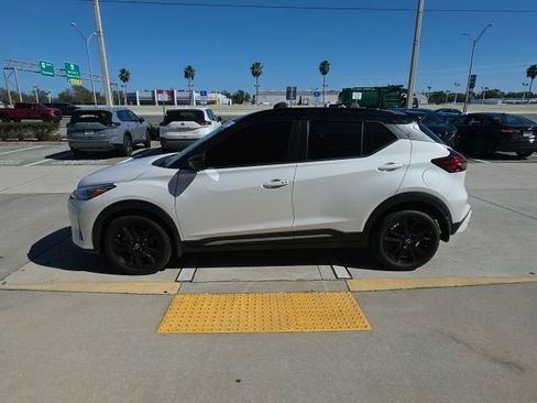 Used 2024 Nissan Kicks SR w/ SR Premium Package image 7