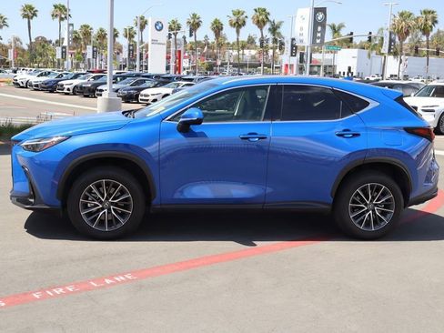 Used 2025 Lexus NX 250 FWD w/ Premium Package image 4