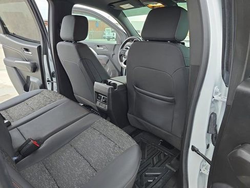 Used 2024 Chevrolet Colorado Z71 w/ Z71 Convenience Package 2 image 11