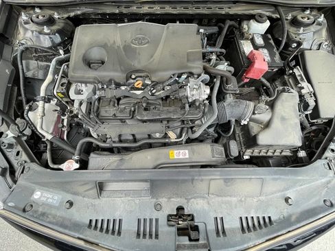 Used 2022 Toyota Camry LE FWD image 32