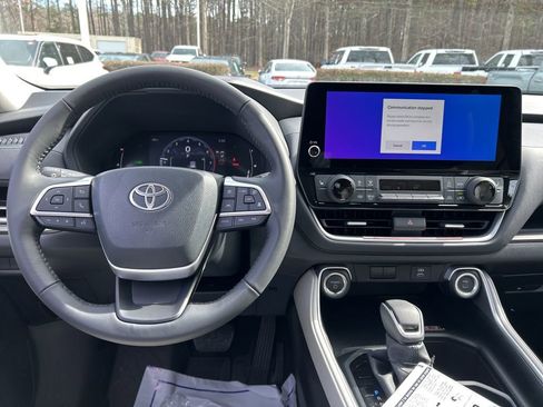 New 2026 Toyota Grand Highlander XLE image 12