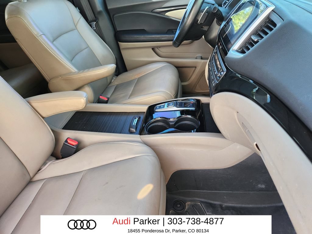 Used 2016 Honda Pilot Touring image 12